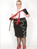 moms hot ass stories