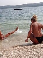 milfs doggy style